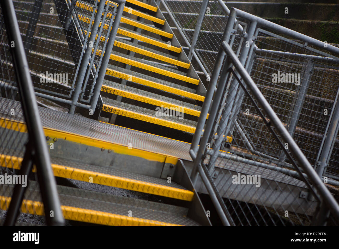 Una scala metallica in Chatham's Historic Dockyard Foto Stock