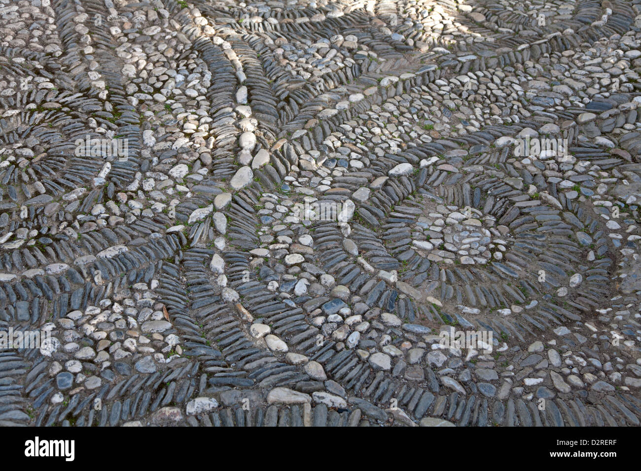 Ciottoli passerella di pietra dettaglio nei giardini dell'Alhambra di Granada Andalusia Spagna Foto Stock