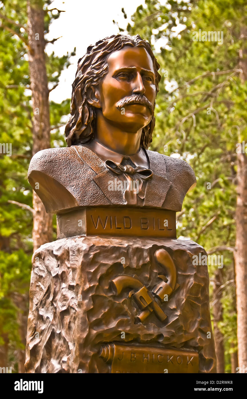 Monumento busto del famoso Wild Bill Hickok presso la sua tomba a Boot Hill (o Mt. Moria Cimitero) in Deadwood, Dakota del Sud Foto Stock