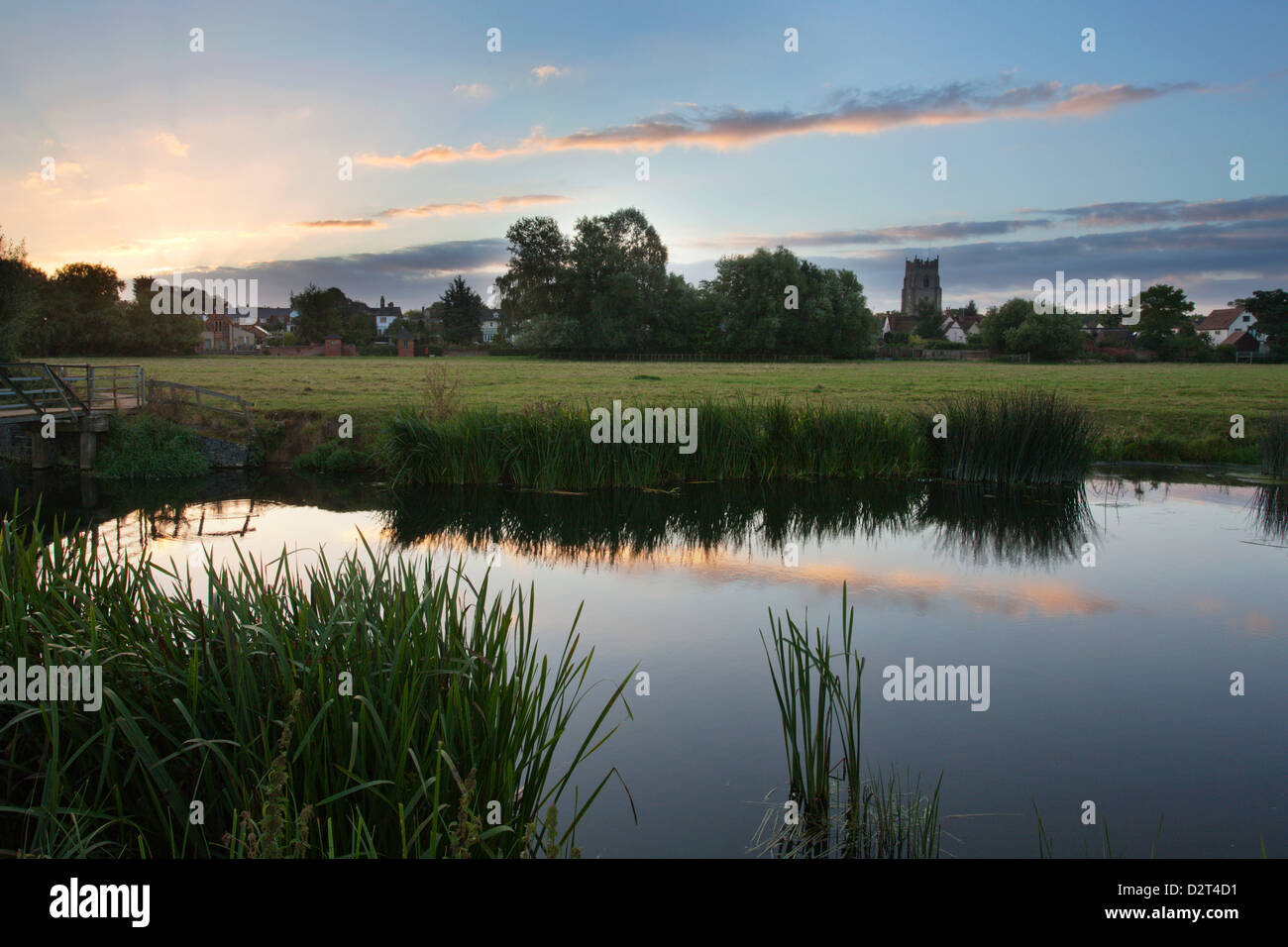 Acqua di Sudbury prati all'alba, Sudbury, Suffolk, Inghilterra, Regno Unito, Europa Foto Stock