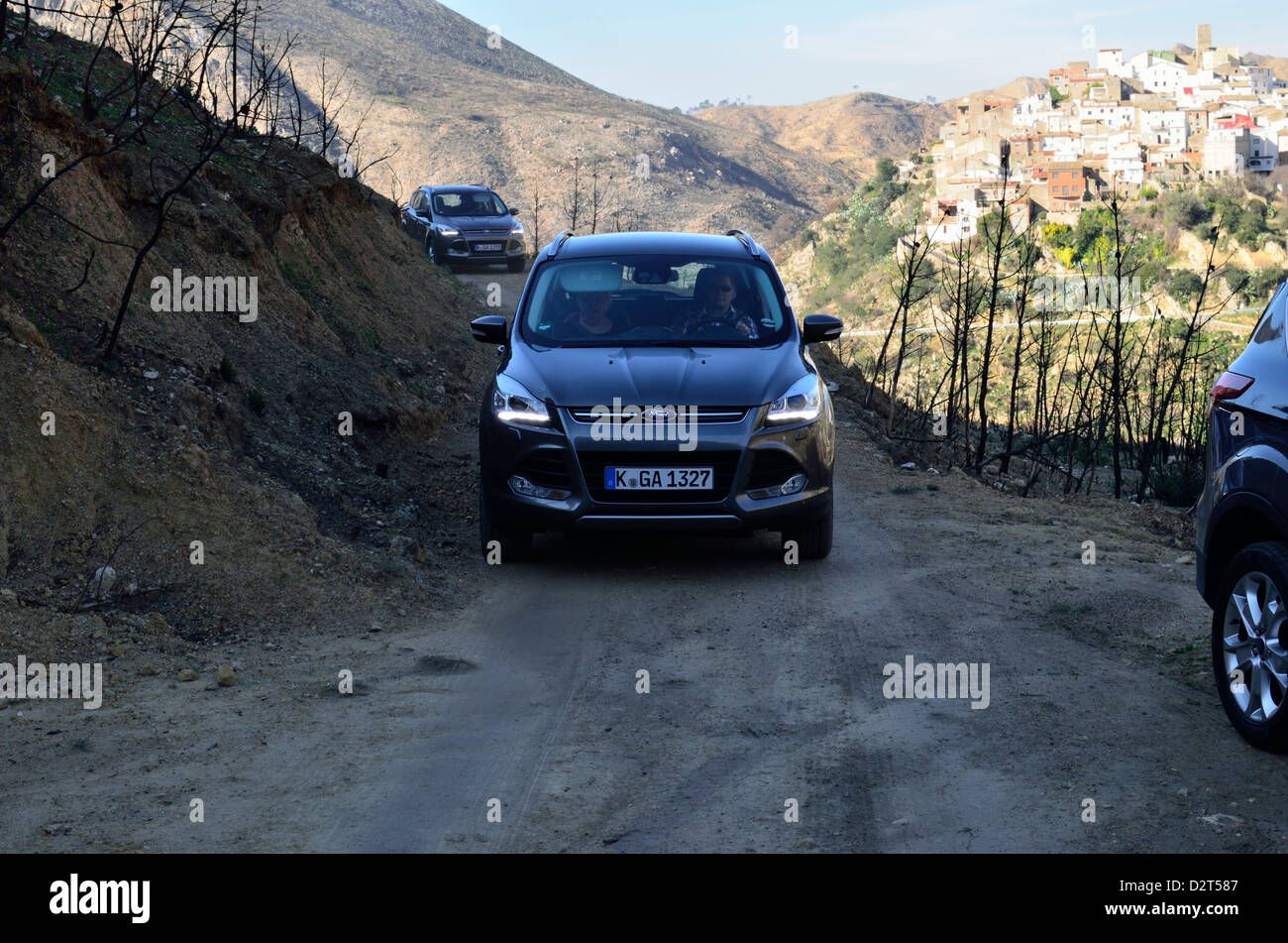 Ford Kuga - il mio 2013 - Popolare compact sport utility vehicle (SUV) - sulle montagne spagnola nei pressi di Valencia, offroad la prova di guida Foto Stock