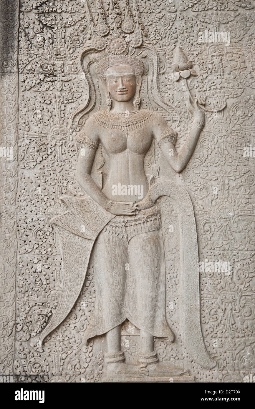 Bassorilievo in pietra di carving, di Angkor Wat, Sito Patrimonio Mondiale dell'UNESCO, Siem Reap, Cambogia, Indocina, Asia sud-orientale, Asia Foto Stock