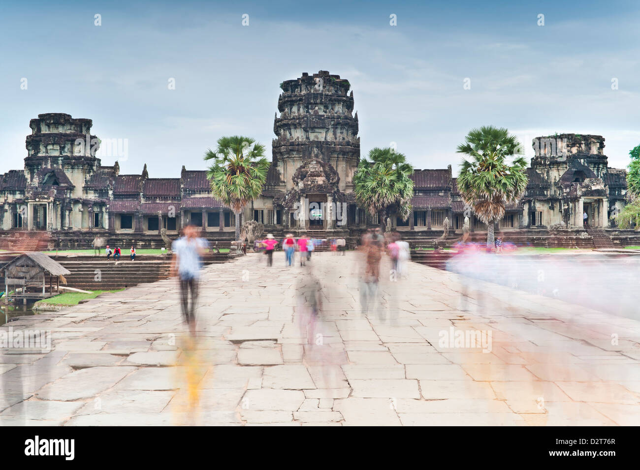 Complesso del tempio di Angkor Wat, Angkor, Sito Patrimonio Mondiale dell'UNESCO, Siem Reap, Cambogia, Indocina, Asia sud-orientale, Asia Foto Stock