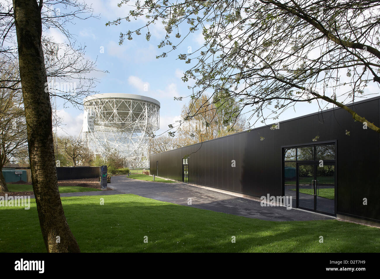 Jodrell Bank visitatore e al centro esposizioni, Macclesfield, Regno Unito. Architetto: Feilden Clegg Bradley Studios LLP, 2011. Foto Stock