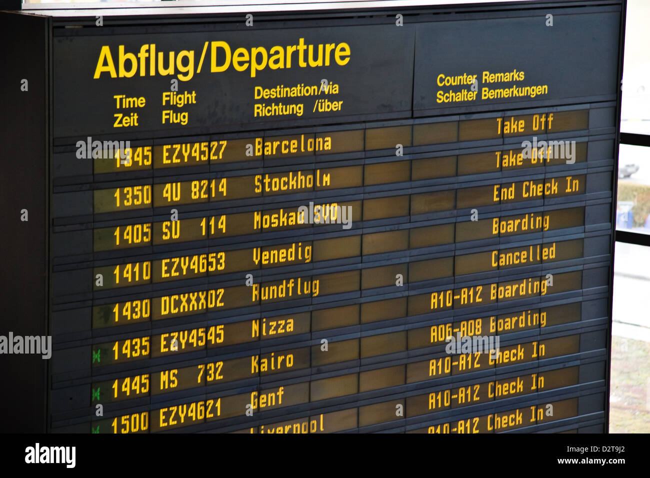Scheda display all'aeroporto Foto Stock Scheda display all'aeroporto Foto Stock
