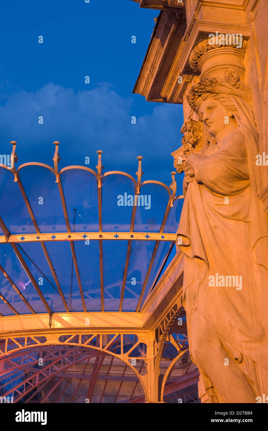 OPERA HOUSE EDIFICIO GRAND CASINO PARC DE SOURCES VICHY AUVERGNE FRANCIA Foto Stock