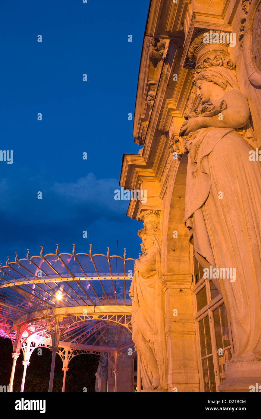 OPERA HOUSE EDIFICIO GRAND CASINO PARC DE SOURCES VICHY AUVERGNE FRANCIA Foto Stock