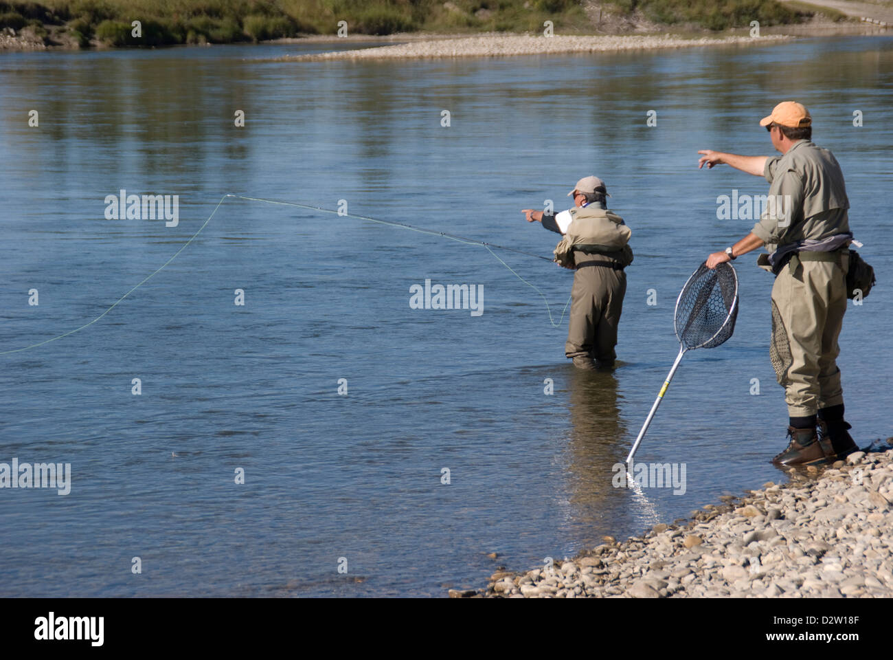 Guidato cattura e rilascio di Pesca a Mosca Report di Pesca sul Red Deer River,Alberta, Canada con Tailwater Drifters servizio guida. Foto Stock