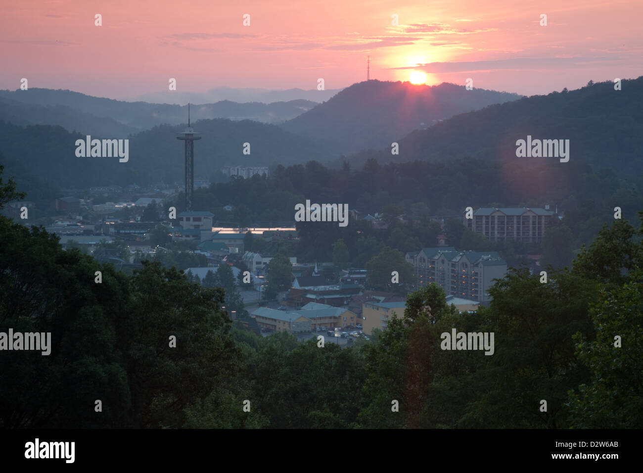 Sunset over Gatlinburg, Tennessee in Great Smoky mountains del USA orientale. Foto Stock