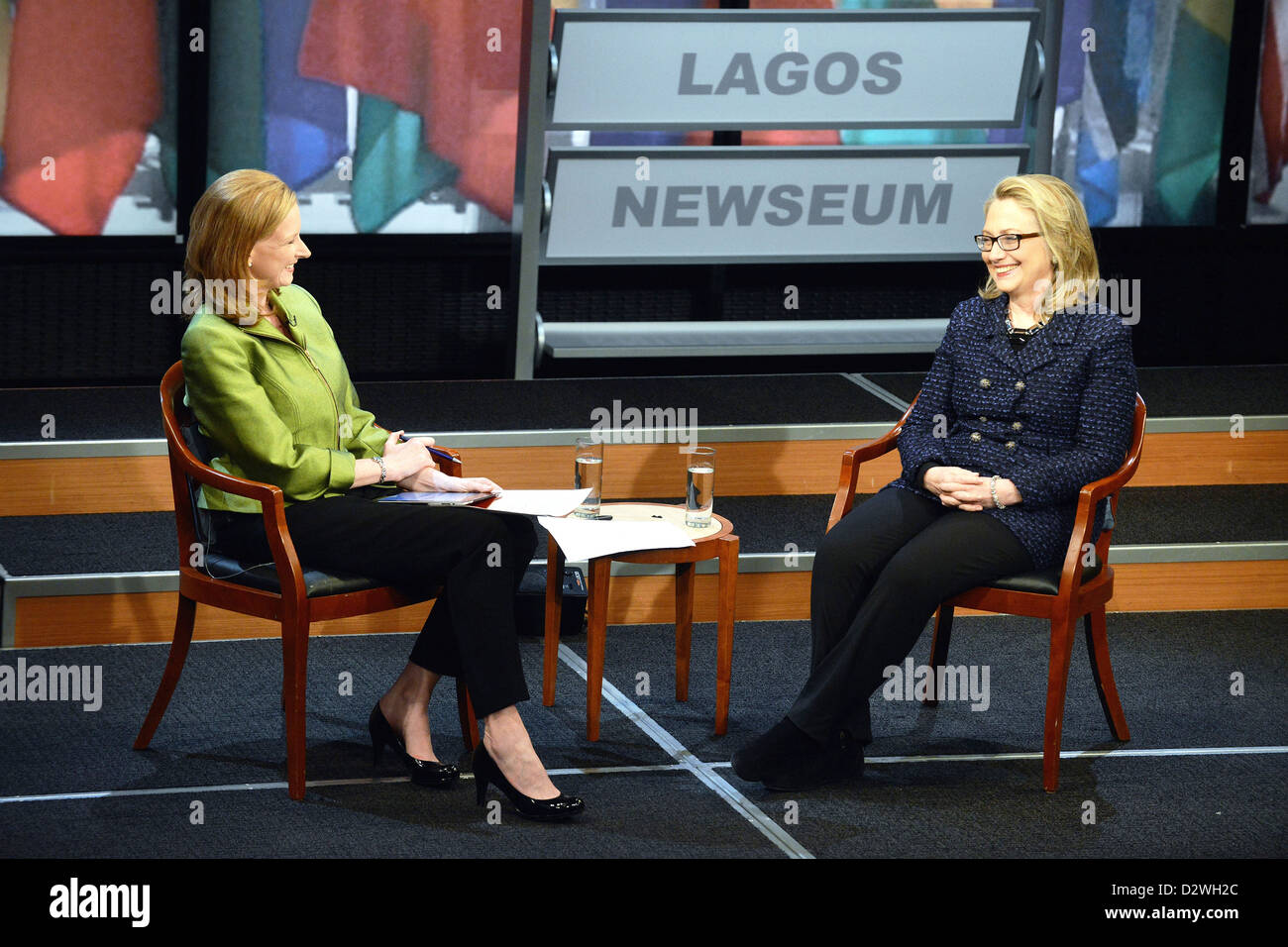 Il Segretario di Stato americano Hillary Rodham Clinton partecipa a un Global Town Hall presso il Newseum Gennaio 29, 2013 a Washington, DC. Foto Stock