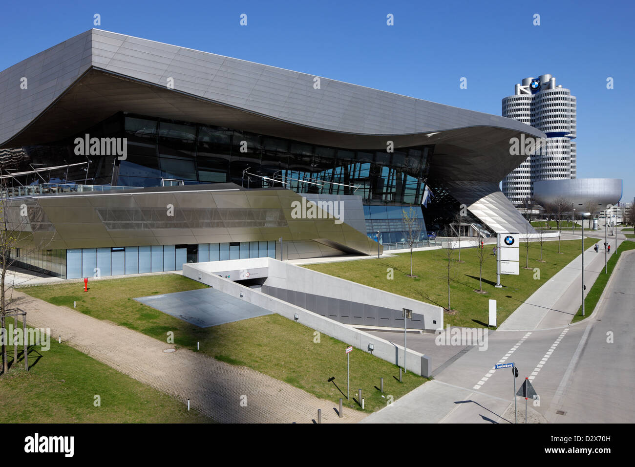 Monaco di Baviera, Germania, il BMW Welt e la sede della BMW Foto Stock