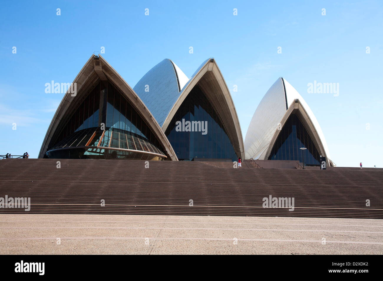 Mattina immagine delle fasi in corrispondenza della parte anteriore della Opera House di Sydney Australia Foto Stock