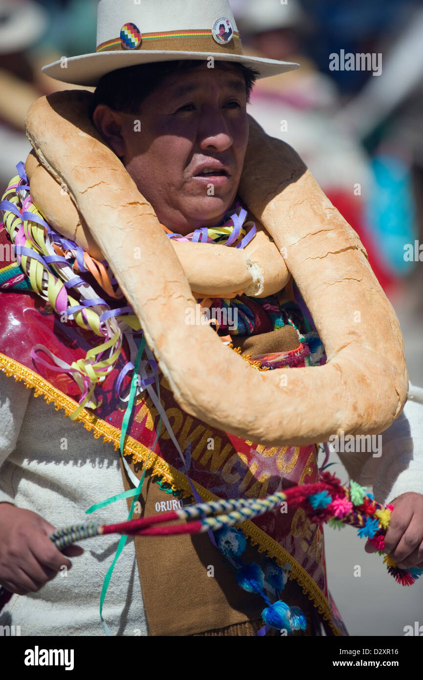 Pane decorazione presso Anata Andina harvest festival, Carnevale, Oruro, Bolivia, Sud America Foto Stock