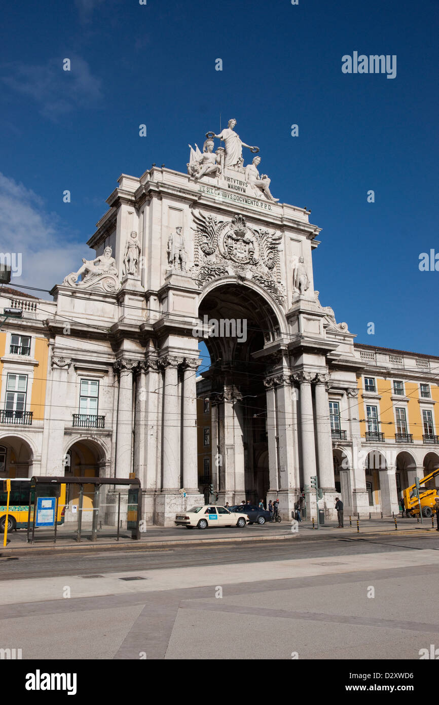 La Rua Augusta arco in pietra, Lisbona, Portogallo Foto Stock