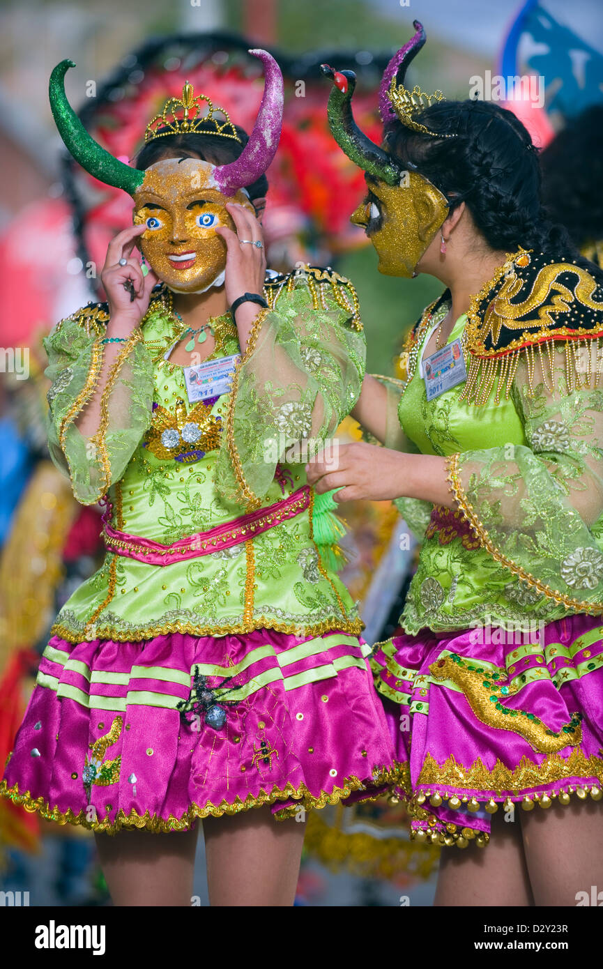 Ballerini in costume di carnevale, Oruro, Bolivia, Sud America Foto Stock