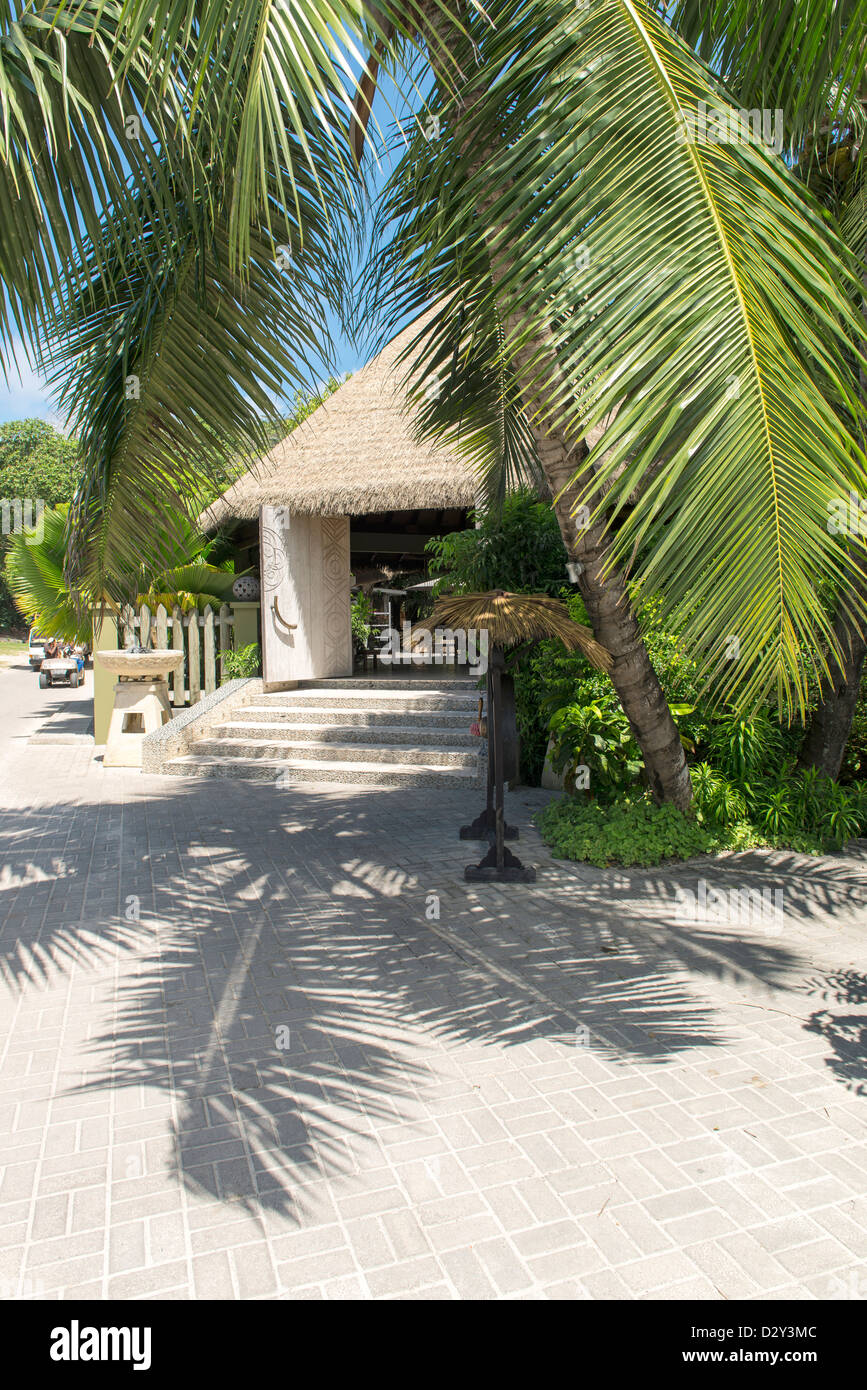 Hotel alla spiaggia tropicale, La Digue, Seychelles - vacanza sfondo Foto Stock