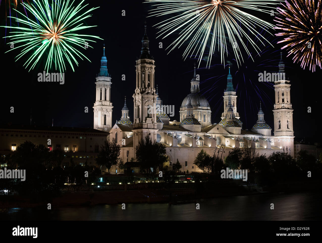 BASILICA CATTEDRALE DELLA MADONNA DEL PILASTRO Fiume Ebro ZARAGOZA Aragona Spagna Foto Stock