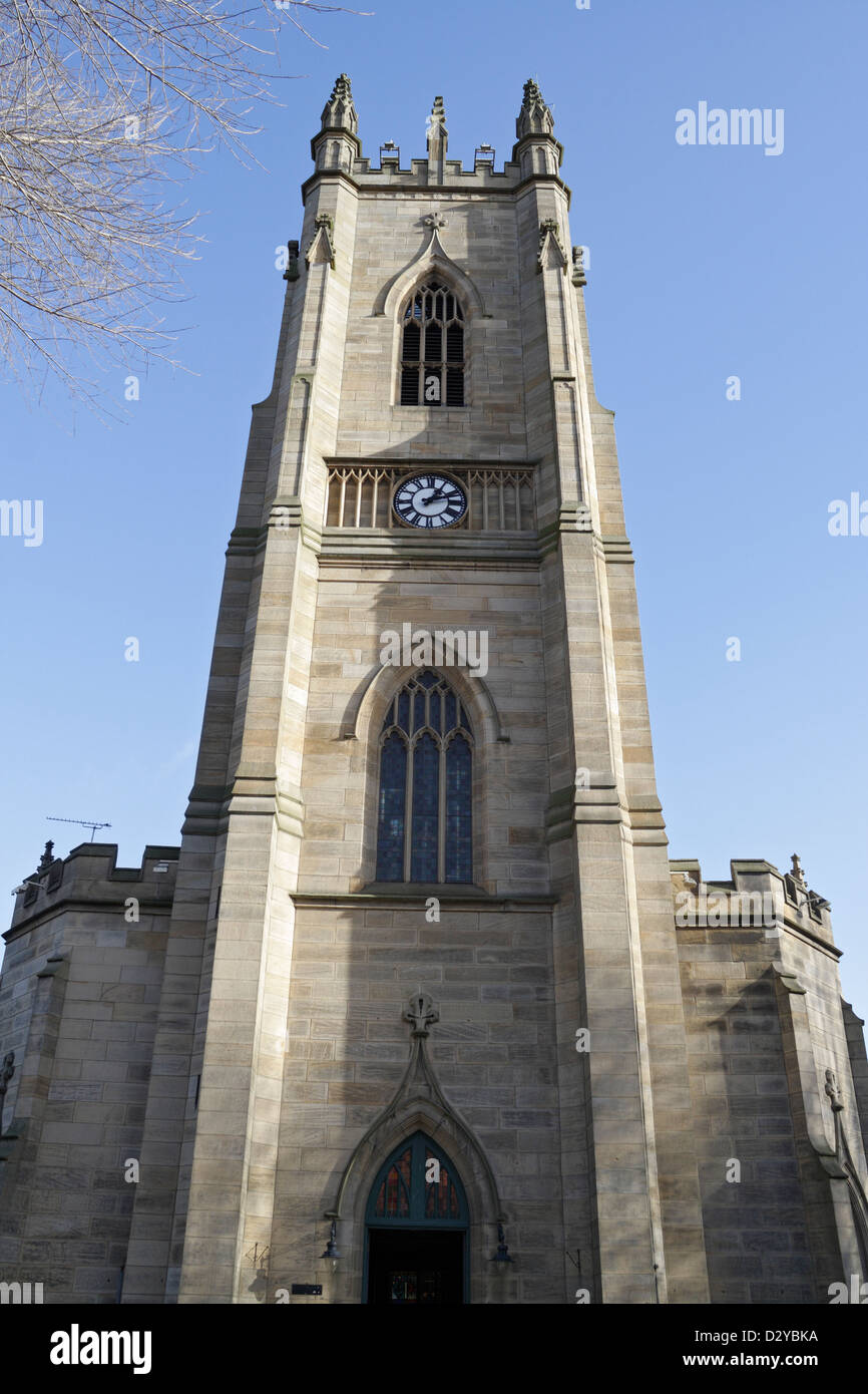 La chiesa di St Georges a Sheffield, Inghilterra, fa ora parte della Sheffield University, edificio classificato di II grado Foto Stock