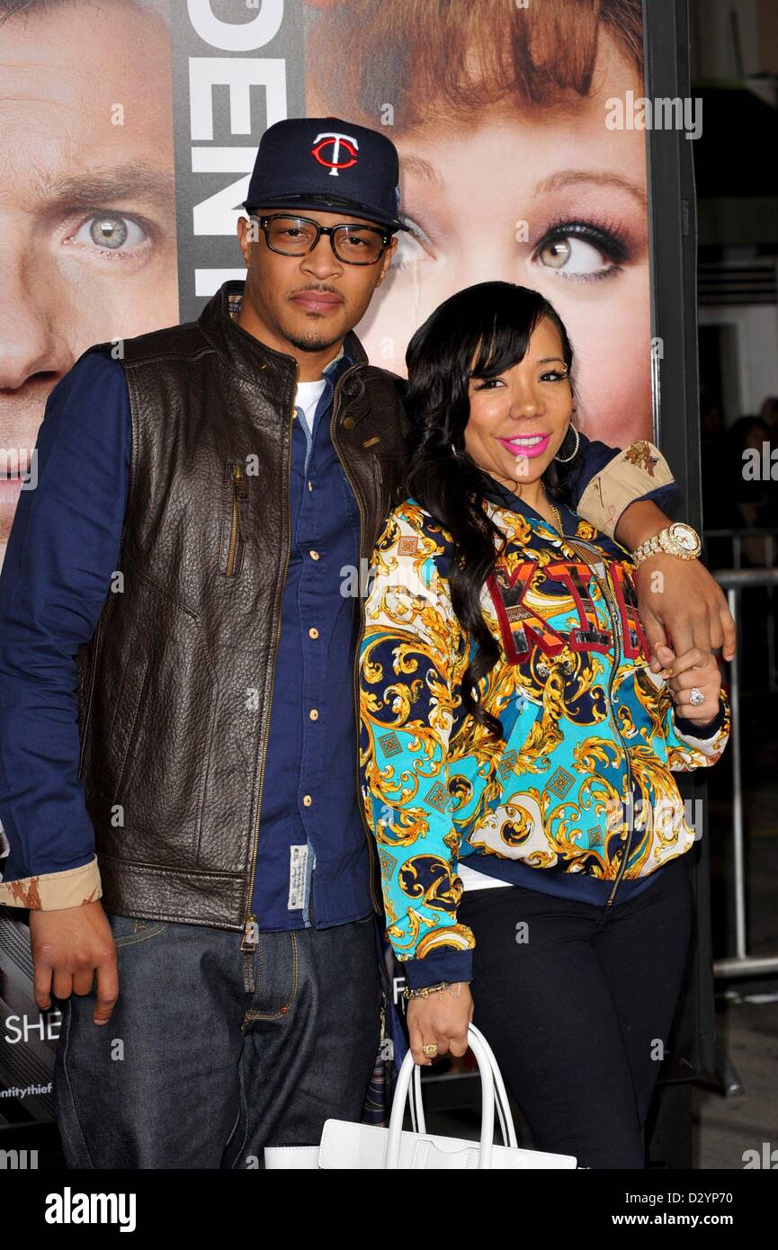 Suggerimento Harris aka T.I, Tameka 'Tiny' Cottle presso gli arrivi per il ladro di identità Premiere, Regency Village Westwood Theatre, Los Angeles, CA 4 febbraio 2013. Foto di: Elizabeth Goodenough/Everett Collection Foto Stock