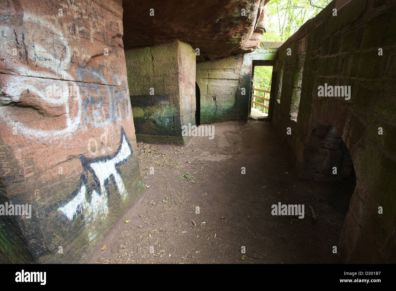 Wetheral Priory grotte artificiali Cumbria, Inghilterra. Regno Unito, Gran Bretagna Foto Stock