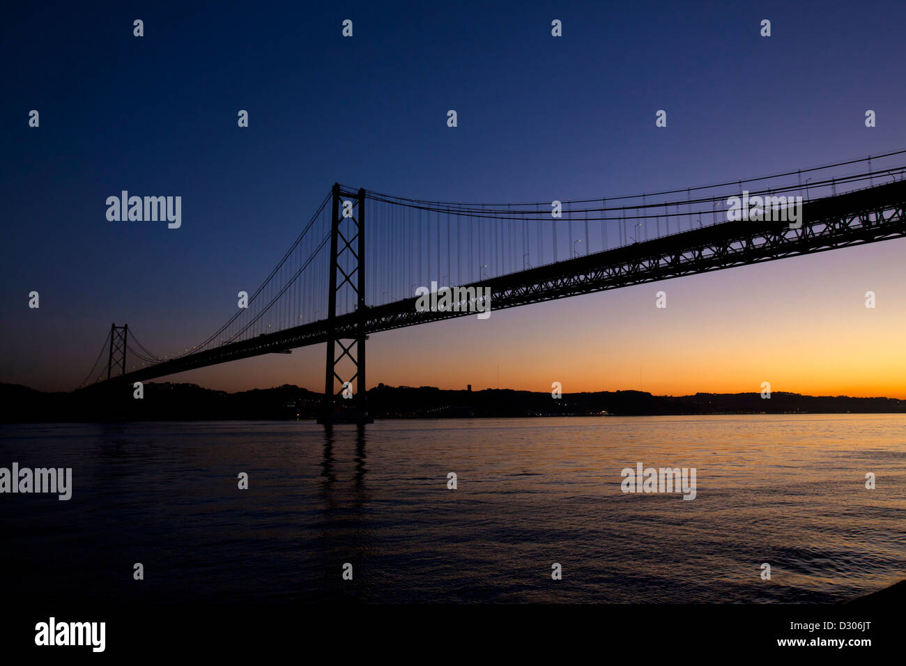 25 aprile ponte sul fiume theTagus, Lisbona, Portogallo. Foto Stock