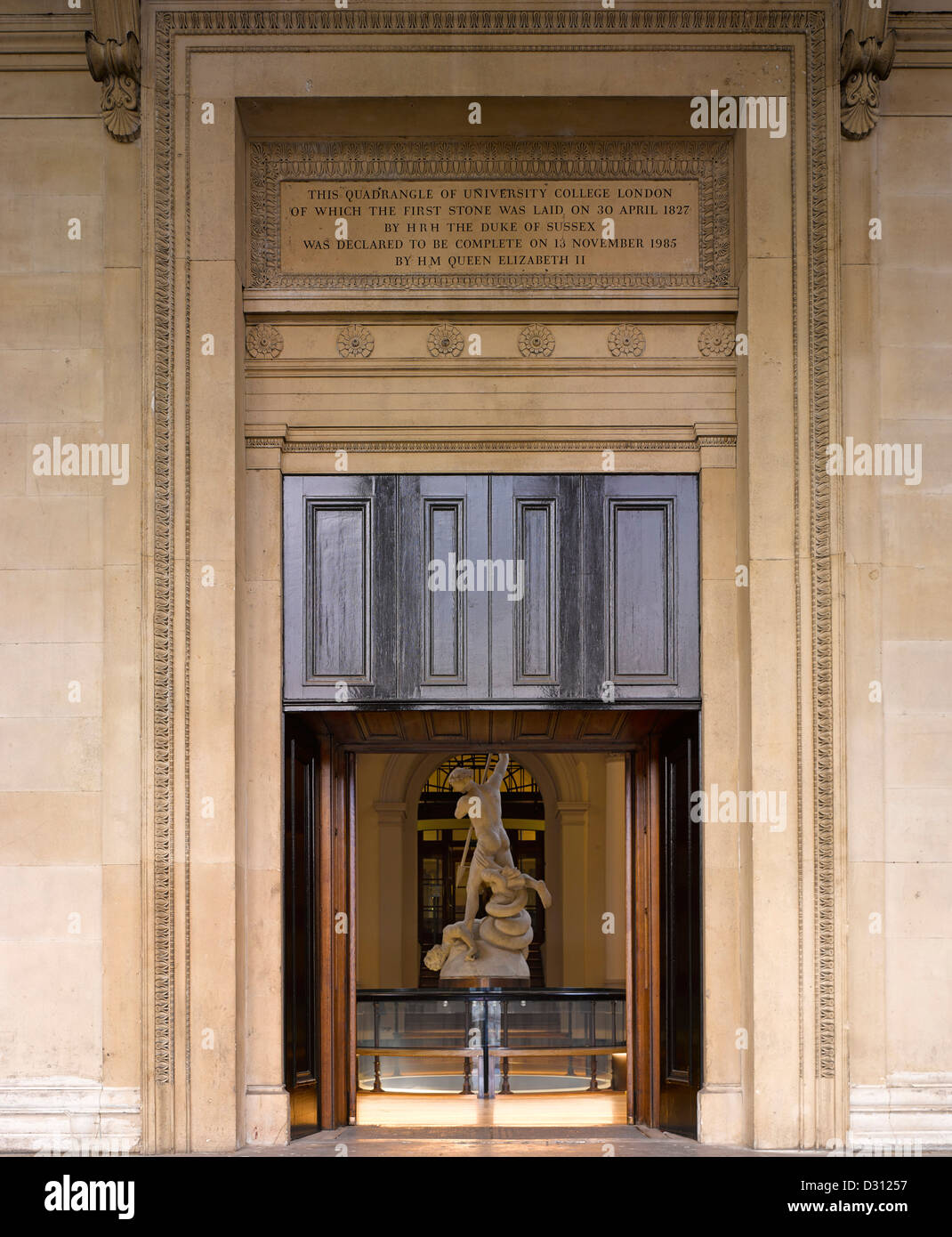 UCL Wilkins edificio ottagonale e Flaxman gallerie, Londra, Regno Unito. Architetto: Burwell Deakins architetti, 2012. Foto Stock