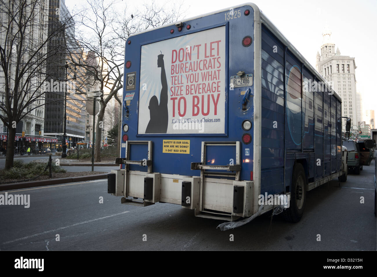 Annuncio sul Pepsi furgone per consegne in Lower Manhattan a New York il 4 febbraio 2013. Foto Stock