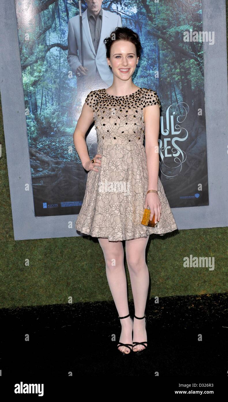 Rachel Brosnahan presso gli arrivi per bellissime creature Premiere, TCL (in precedenza Grauman's) Chinese Theatre di Los Angeles, CA Febbraio 6, 2013. Foto di: Elizabeth Goodenough/Everett Collection Foto Stock