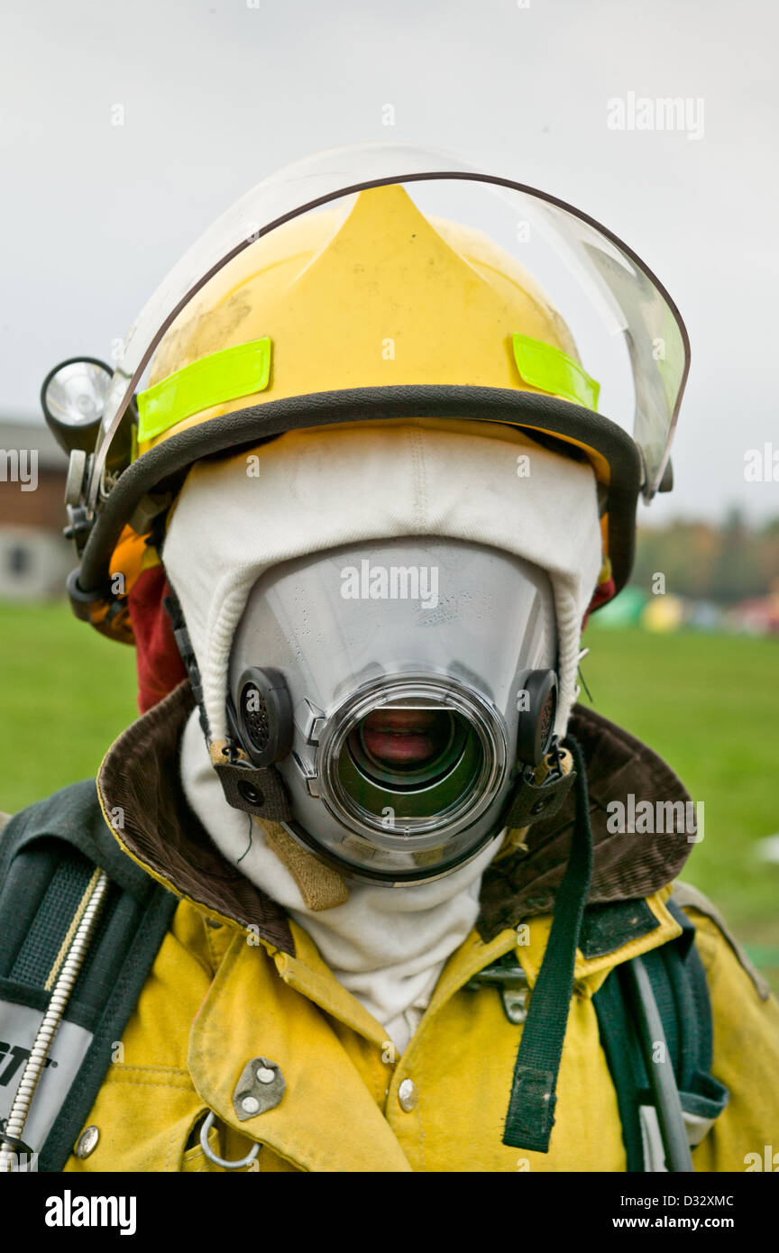 Autorespiratori ad aria compressa utilizzati in punta di decontaminazione per il fuoco società Ames New York Montgomery County Foto Stock