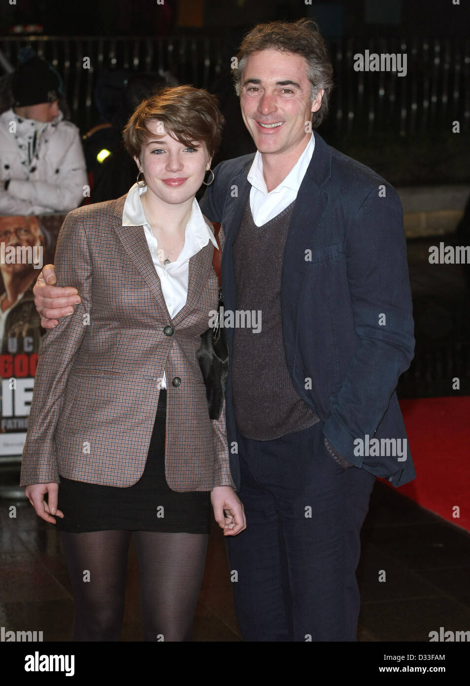 GAIA ROMILLY WISE & GREG WISE UN BUON GIORNO PER DIE HARD. UK FILM PREMIERE Londra Inghilterra Regno Unito 07 Febbraio 2013 Foto Stock