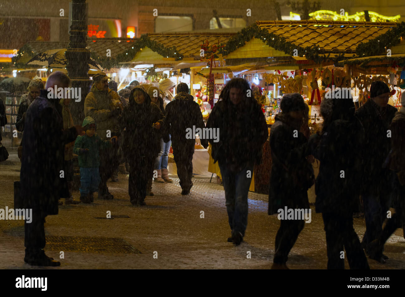 Mercatino di Natale in Piazza Vorosmarty a Budapest Ungheria Foto Stock