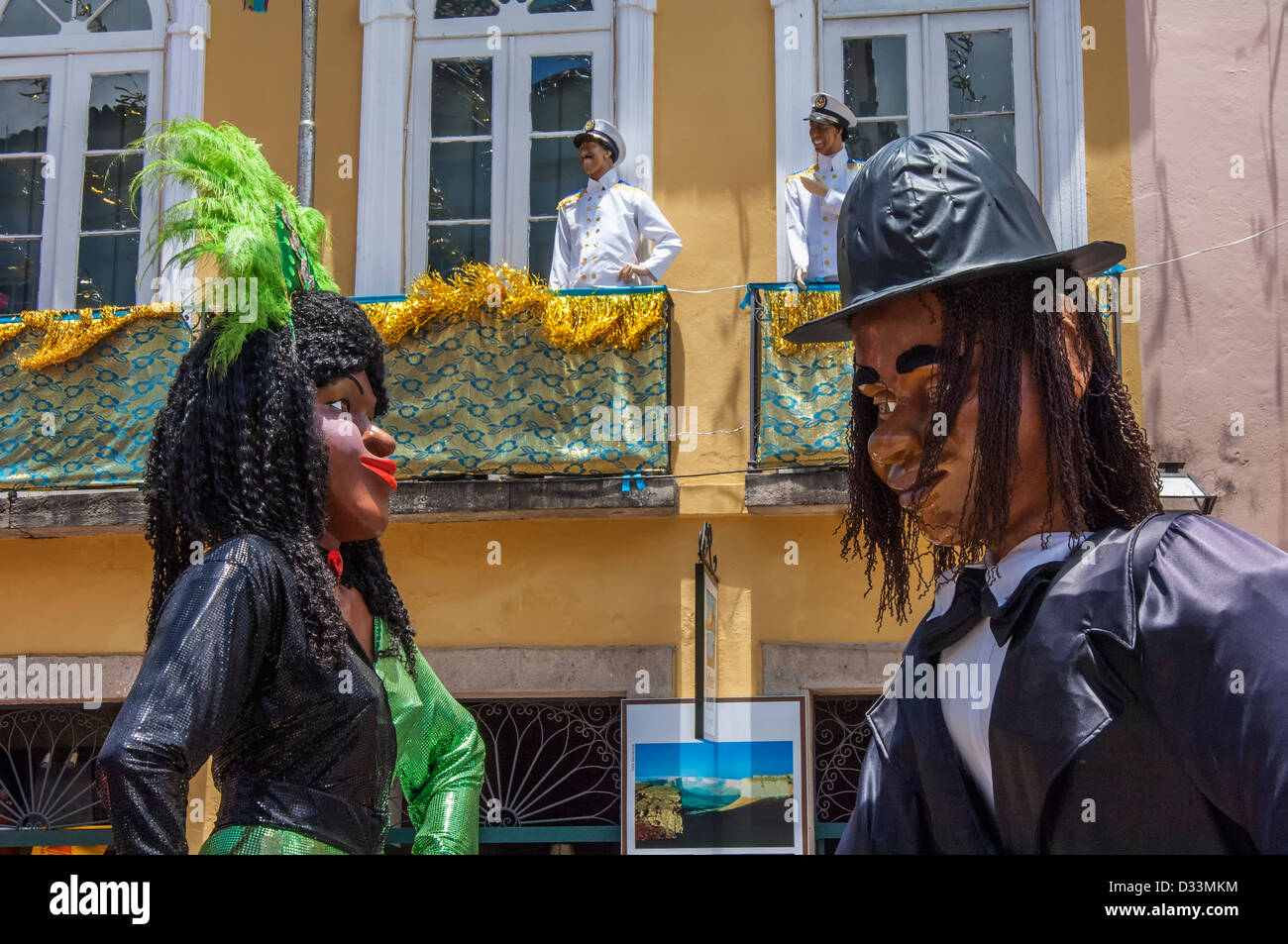 Largo Cruzeiro de Sao Francisco, figure di Carnevale nel centro storico di Salvador, nello Stato di Bahia, Brasile Foto Stock