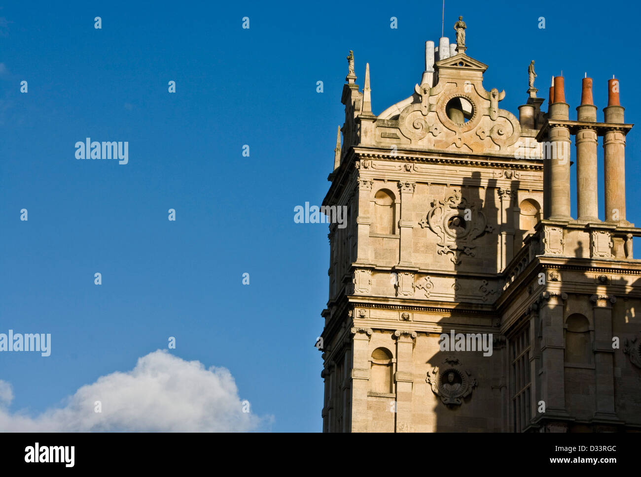 Grado 1 elencati Wollaton Hall tower e camini da Robert Smythson Nottingham Nottinghamshire East Midlands England Europa Foto Stock
