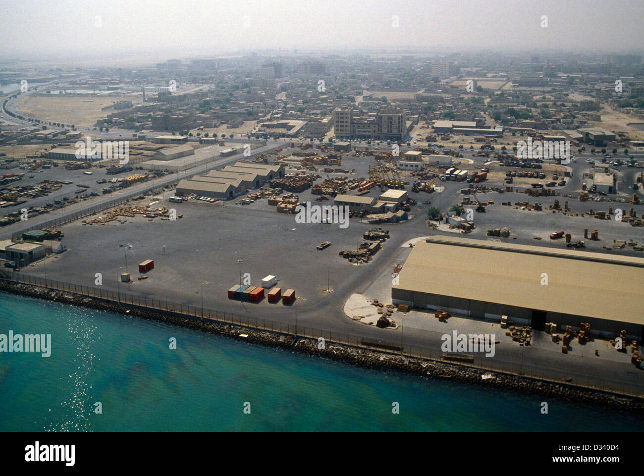 Il Qatar Aerial del porto e città degli anni settanta Foto Stock