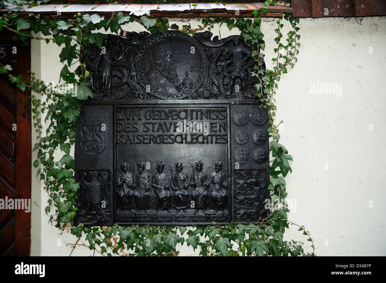 Staufer Gedaechtnisstafel - Schwaebisch Gmuend Foto Stock