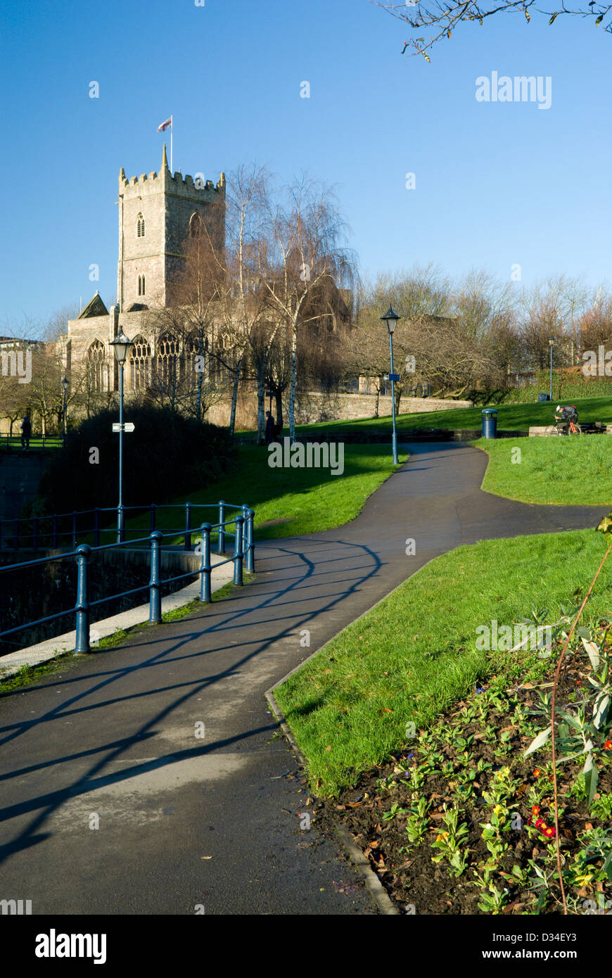 Le rovine della chiesa di St Peters, Parco Castello di Bristol, Inghilterra. Foto Stock