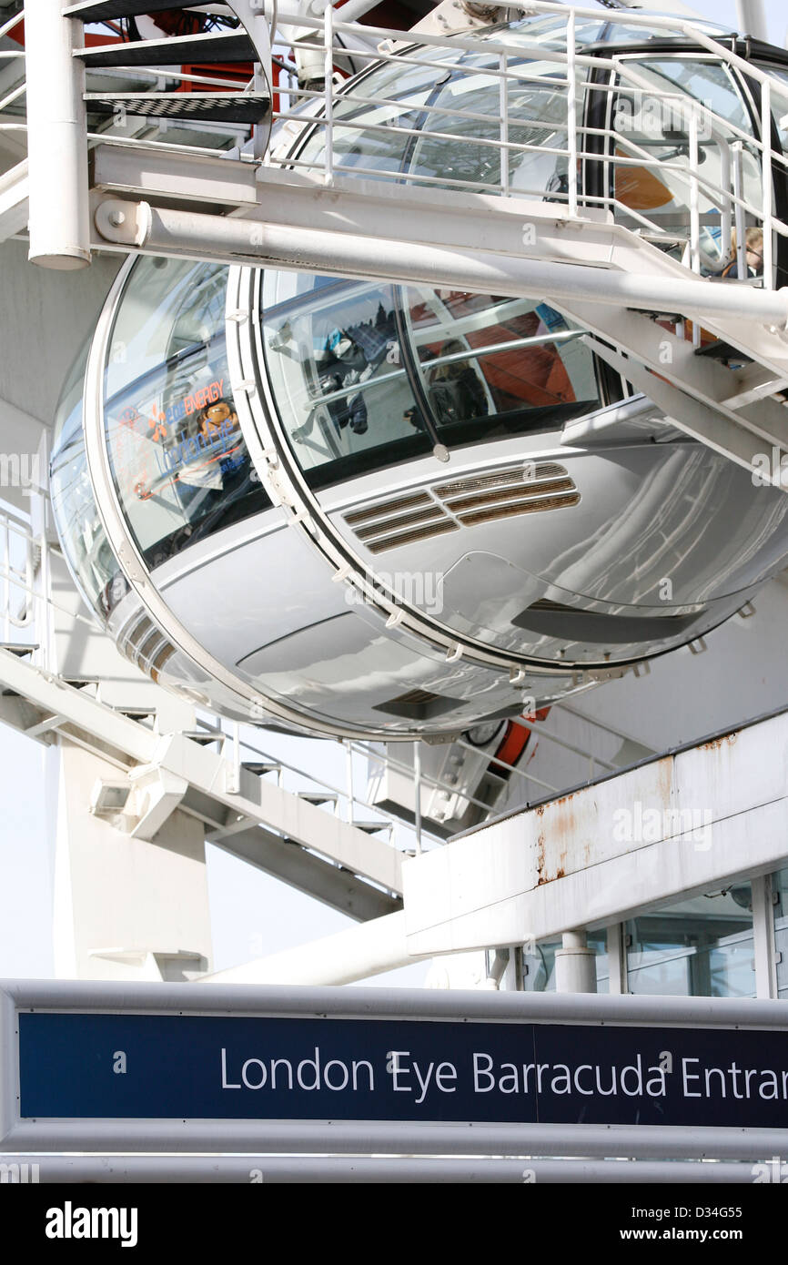 Chiusura del London Eye, altezza di 135 metri e la più grande ruota panoramica Ferris in Europa. [ Solo uso editoriale ] Foto Stock