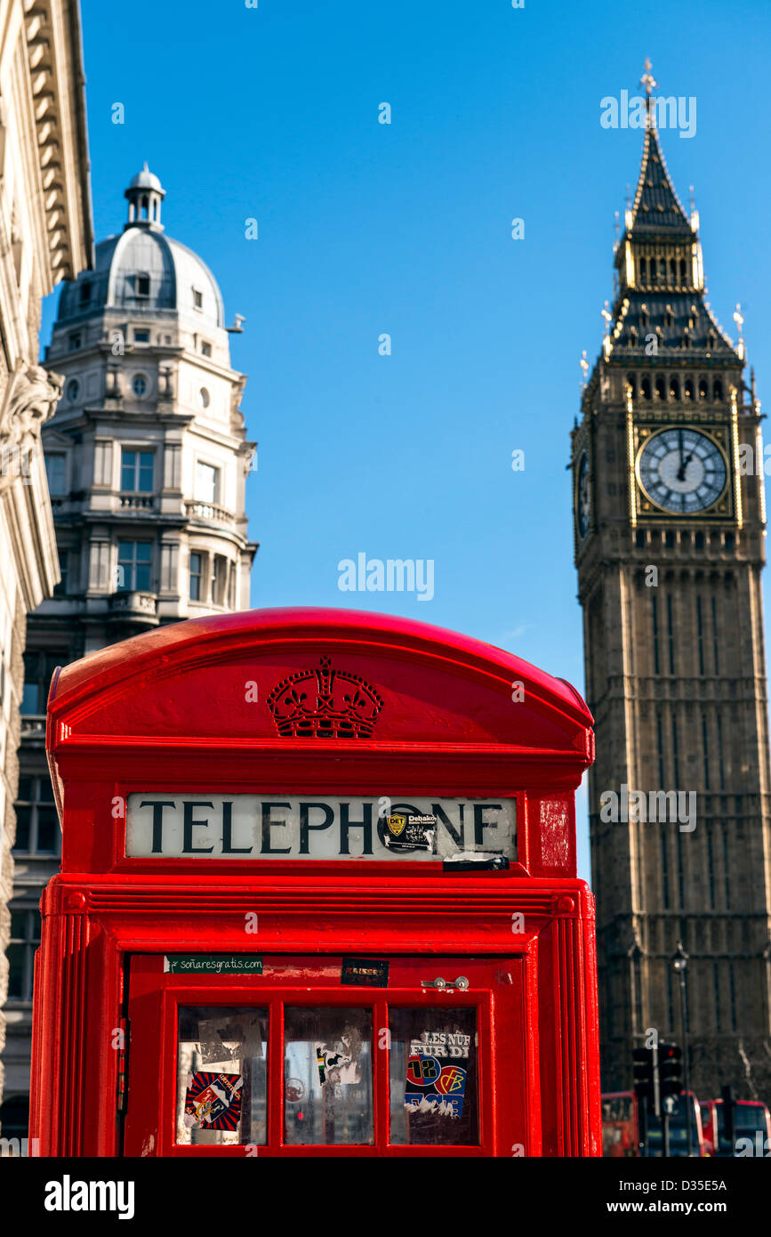 Telefono rosso box e il Big Ben Londra Inghilterra Gran Bretagna REGNO UNITO Foto Stock