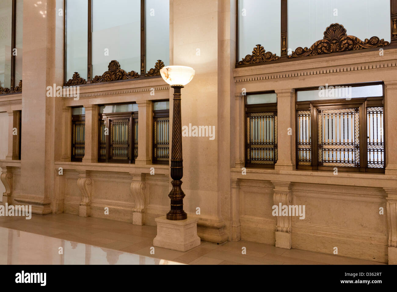 Le finestre di servizio a livello nazionale il Museo Postale (vecchio principale ufficio postale / Postal edificio quadrato / Città ufficio postale) - Washington DC, Stati Uniti d'America Foto Stock