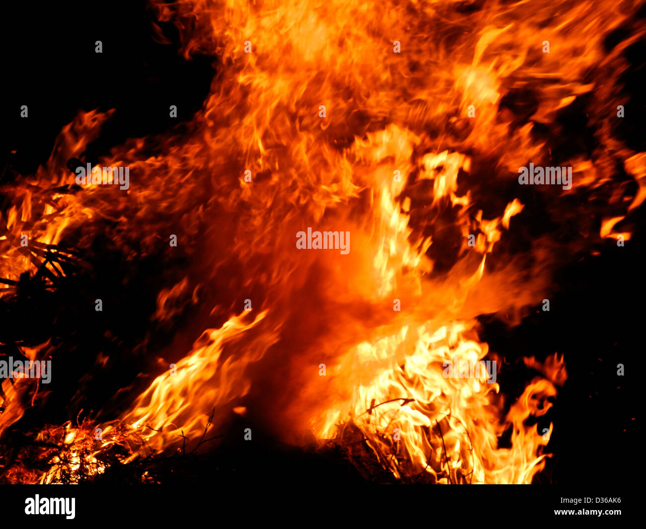 Fiamme fuoco conflagrazione inferno Foto Stock
