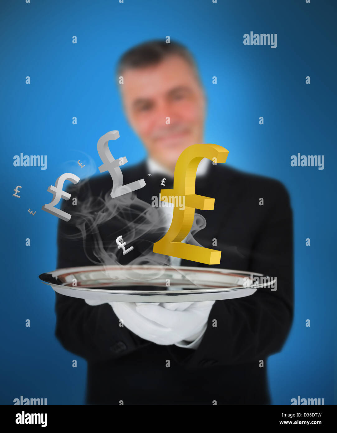 Cameriere offrendo fumatori i simboli di cancelletto Foto Stock