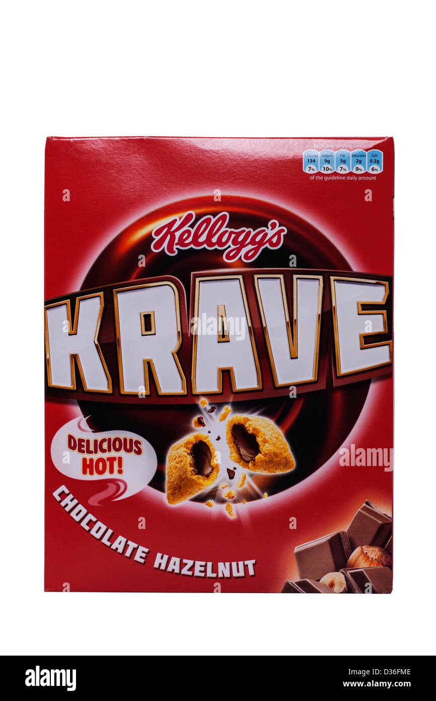 Una scatola di Kellogg's Krave nocciole cioccolato cereali per la prima colazione su uno sfondo bianco Foto Stock