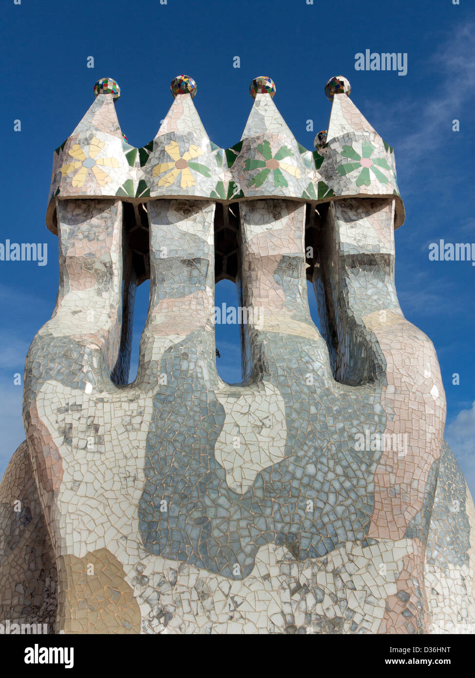 Architettura del tetto a Casa Batllo, Antoni Gaudi, Barcellona Foto Stock