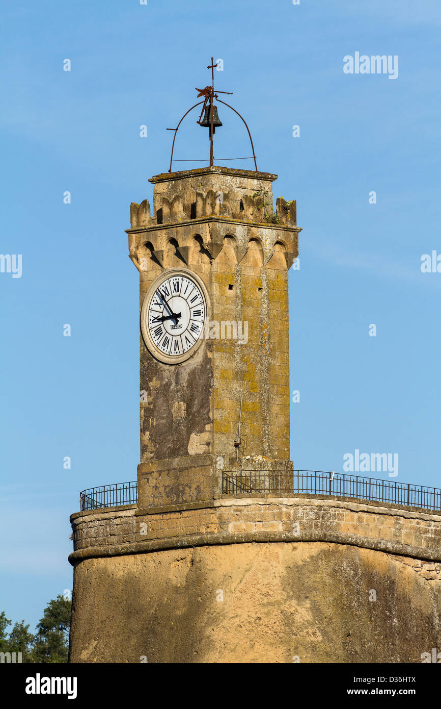 Clock Tower, Sorano, Provincia di Grosseto, Toscana, Italia Foto Stock