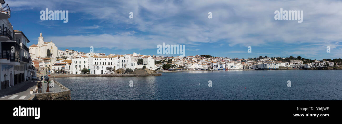 Pano di Cadaques baia vicino a Cap de Creus cape, Girona, Catalogna, Spagna Foto Stock