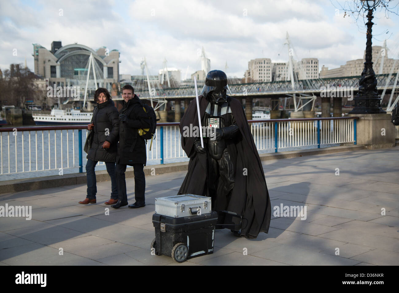 Darth Vader, Street intrattenitore, Southbank, Londra Foto Stock