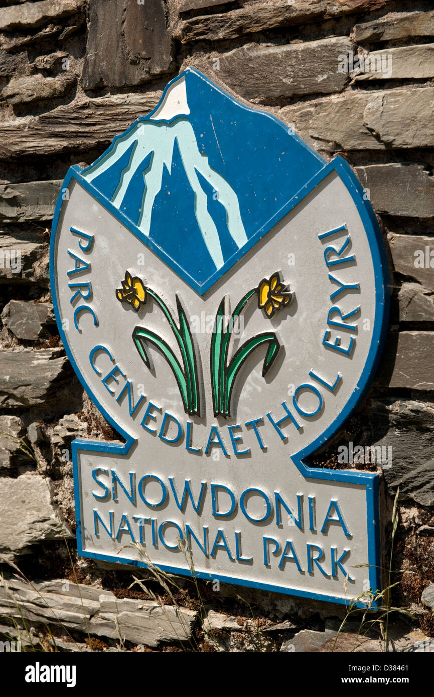 Parco Nazionale di Snowdonia segno Parc Cenedlaethol Eryri Foto Stock