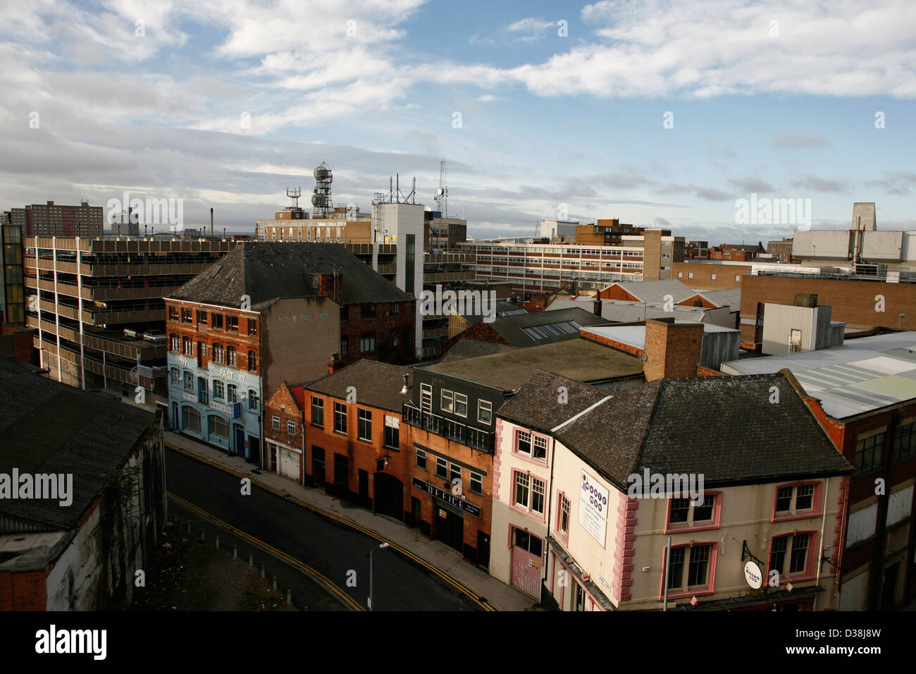 Vista del Waterhouse Lane , scafo da Princes Quay parcheggio auto Foto Stock