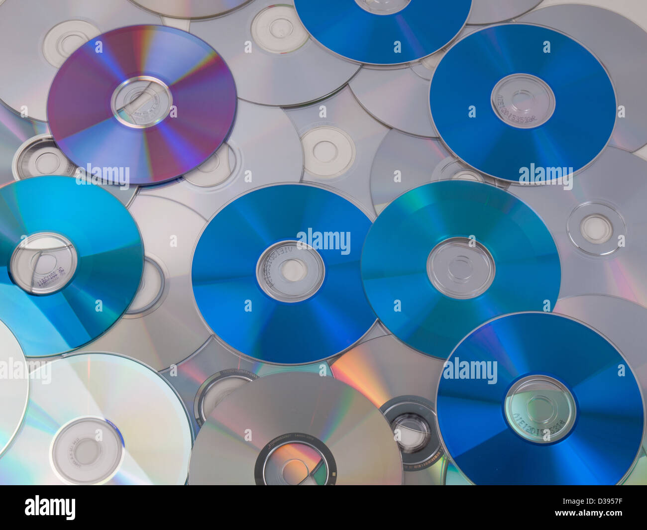 CD, DVD e BD (Blu-ray) di dischi ottici per la riproduzione di musica e video e di archiviazione dei dati Foto Stock