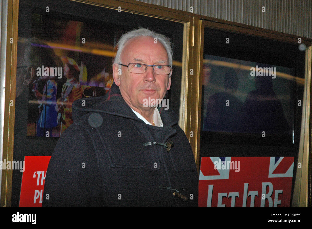 Londra, Regno Unito. Il 13 febbraio 2013. Pete Waterman assiste Let it Be celebrity valutazione notte Savoy Theatre Strand London 13 febbraio 201 Credito: JOHNNY ARMSTEAD / Alamy Live News Foto Stock